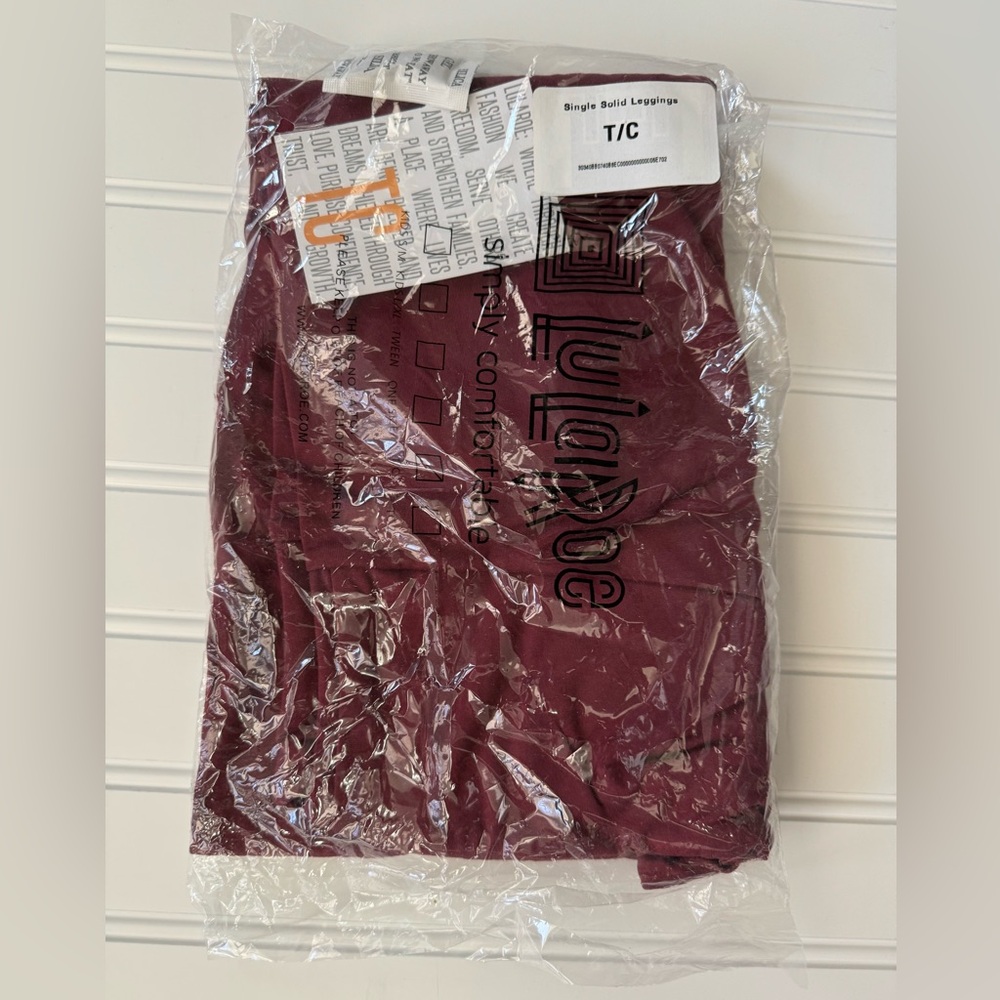 LuLaRoe Solid Leggings Wine TC
